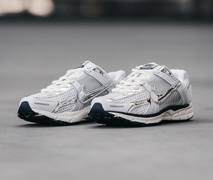 Кросівки Nike Zoom Vomero 5 Photon Dust FD0884-025 фото