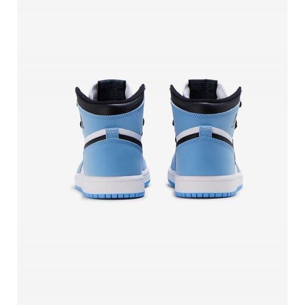 Кросівки чоловічі Air Jordan 1 Retro High OG University Blue 555088-134 фото