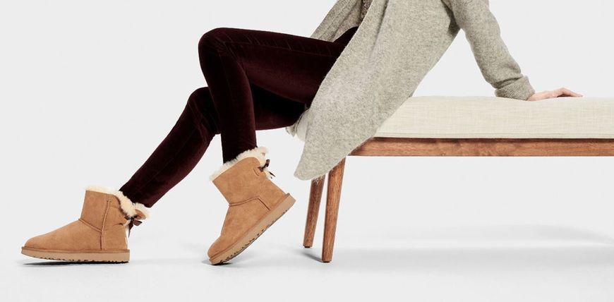Уггі міні UGG Mini Classic 2 Bailey Bow Chestnut 1016501-CHE фото