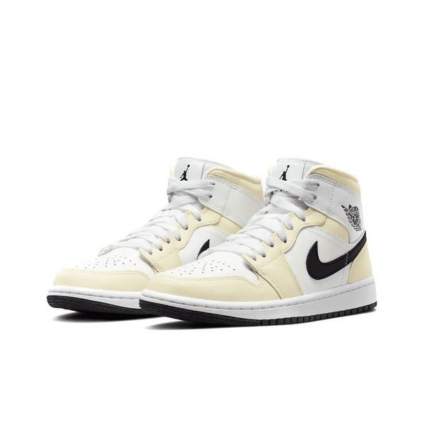Кросівки Nike Air Jordan 1 Mid Coconut Milk BQ6472-121 фото