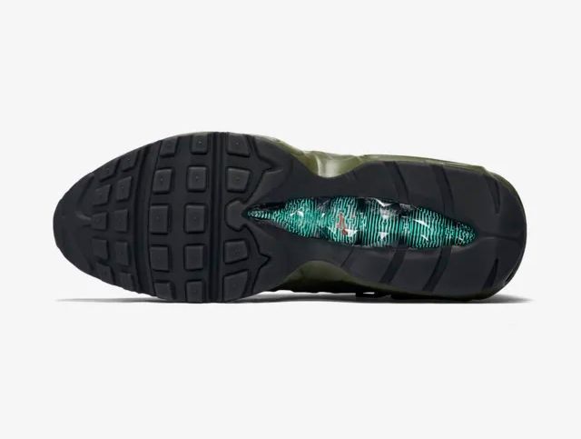 Кросівки чоловічі Nike Air Max 95 Sneakerboot Dark Loden 806809-300 фото
