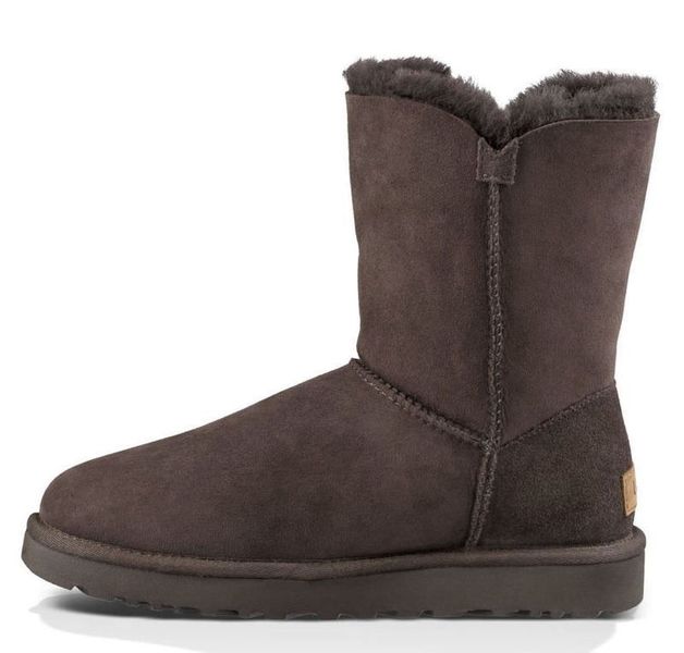 Угги женские UGG Short Bailey Button Classic 2 Chocolate 1016226-CHO фото