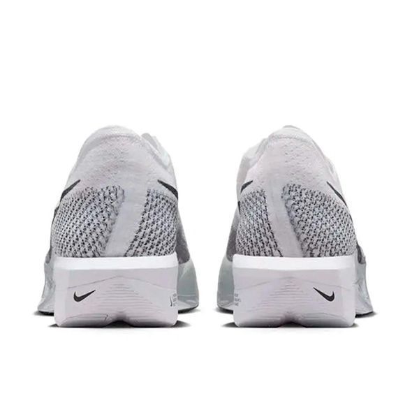 Кросівки чоловічі Nike ZoomX Vaporfly Next% 3 Prototype White Grey DV4129-100 фото