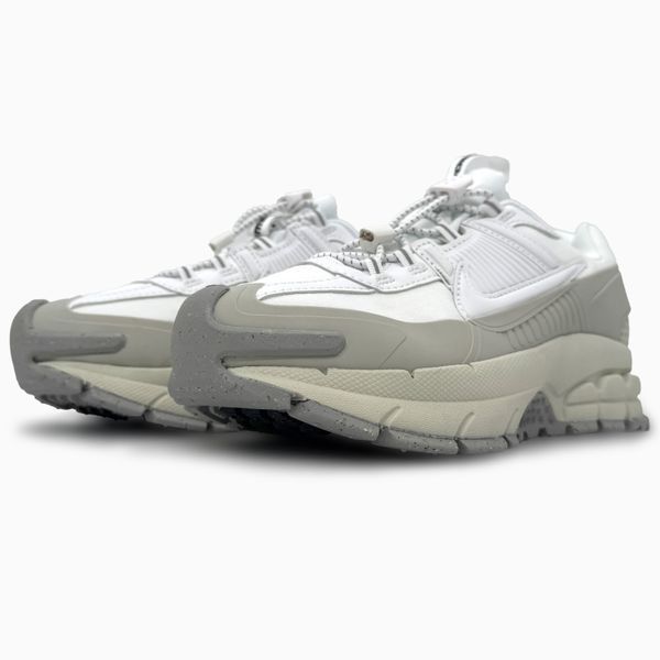 Кросівки Nike Zoom Vomero Roam White Beige HV6410-100 фото