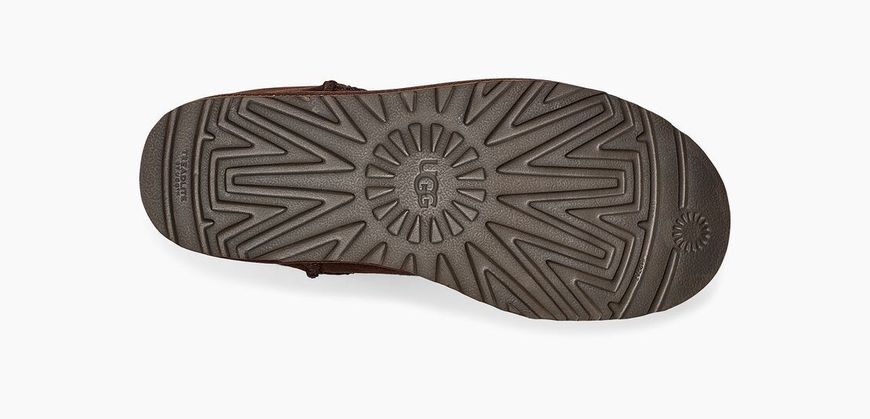 Угги женские UGG Short Classic 2 Chocolate 1016223-CHO фото