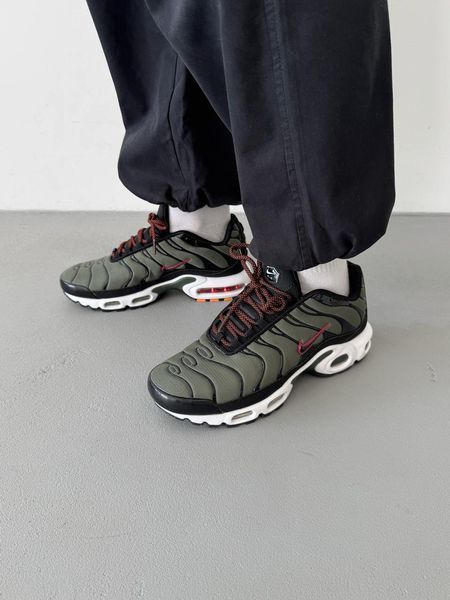 Кросівки чоловічі Nike Air Max TN Plus Black Cargo Khaki FB9722-300 фото