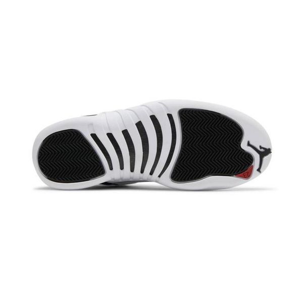 Кросівки Nike Air Jordan 12 Playoffs Retro Black White CT8013-006 фото