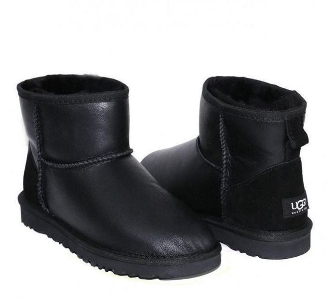 Мужские Угги UGG Mini Classic Leather Metallic Black 1016222LM фото