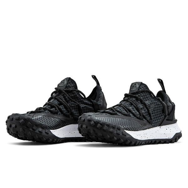 Кросівки чоловічі Nike ACG Mountain Fly Low Black DD4565-001 фото