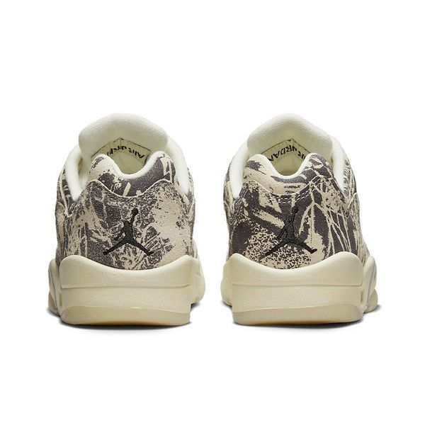 Кросівки Nike Air Jordan 5 Retro Low Expression DA8016-100 фото