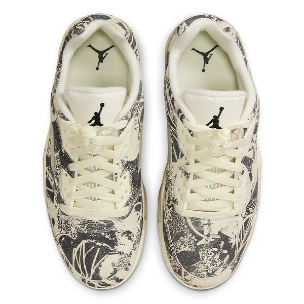 Кросівки Nike Air Jordan 5 Retro Low Expression DA8016-100 фото