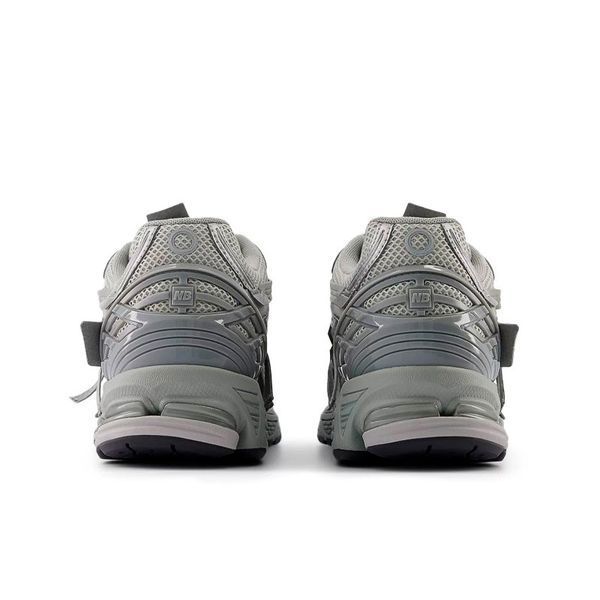 Кросівки чоловічі New Balance 1906A Concrete Silver Metallic M1906AG фото