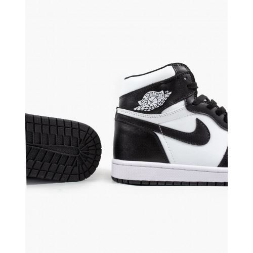Кросівки Air Jordan 1 Retro High Black White 555088-010 фото
