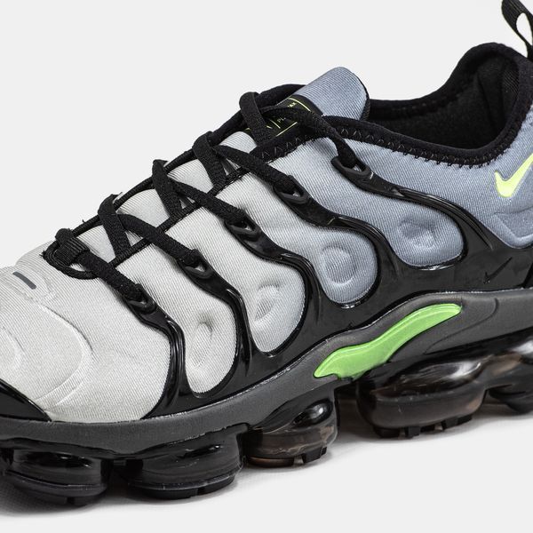 Кросівки чоловічі Nike Air VaporMax Plus Black Volt 924453-009 фото