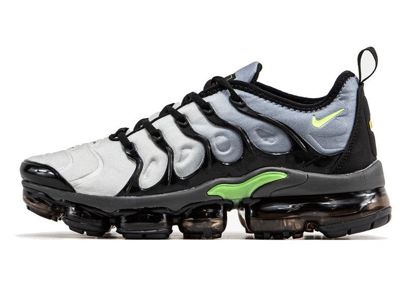 Кросівки чоловічі Nike Air VaporMax Plus Black Volt 924453-009 фото