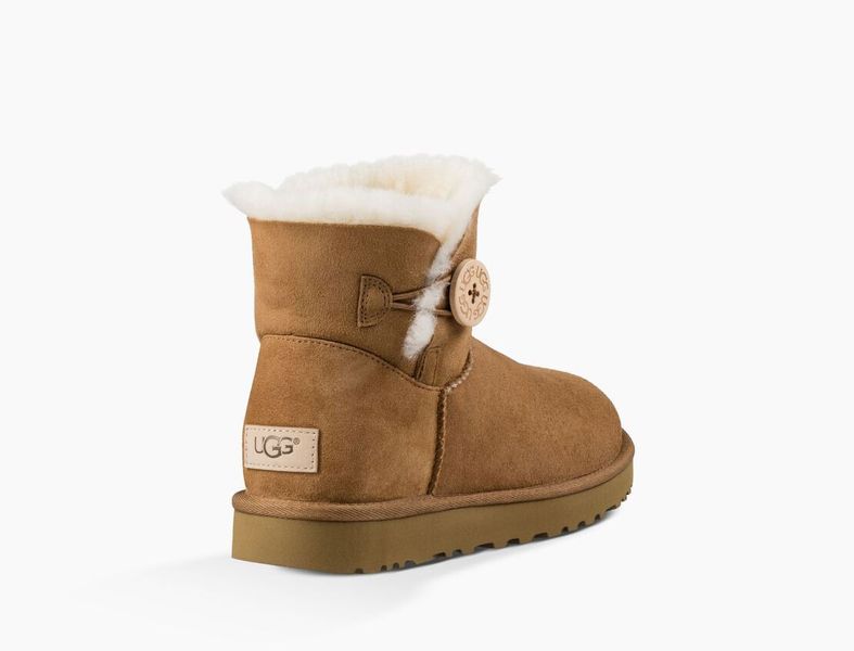 Уггі жіночі UGG Mini Bailey Button Classic ll Chestnut 1016422-CHE фото