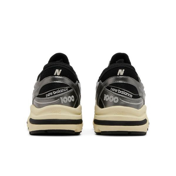 Кросівки New Balance 1000 Silver Metallic M1000SL фото