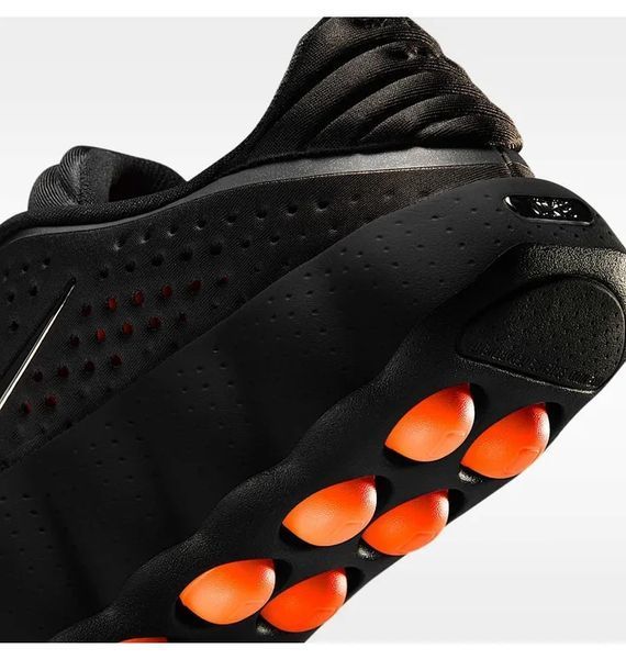 Кросівки Nike Mind 002 Black Hyper Crimson HQ4310-001 фото