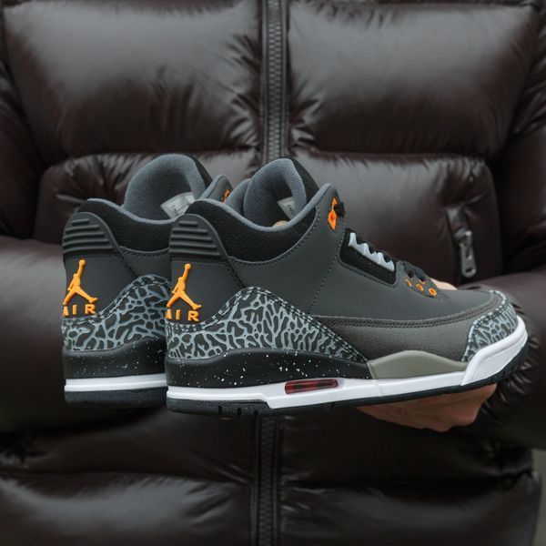 Кросівки Nike Air Jordan 3 Retro Fear Pack CT8532-080 фото