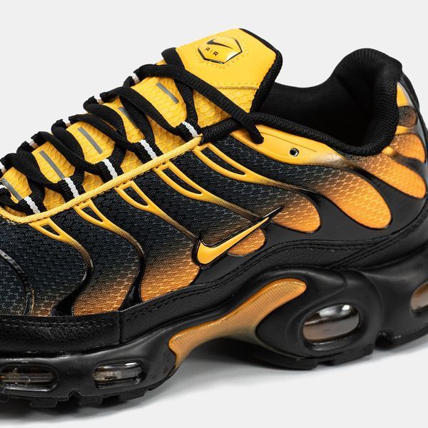 Кросівки чоловічі Nike Air Max TN Plus Yellow Black DM0032-007 фото