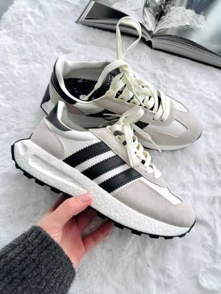 Кросівки Adidas Retropy E5 Off White Black HQ6886 фото